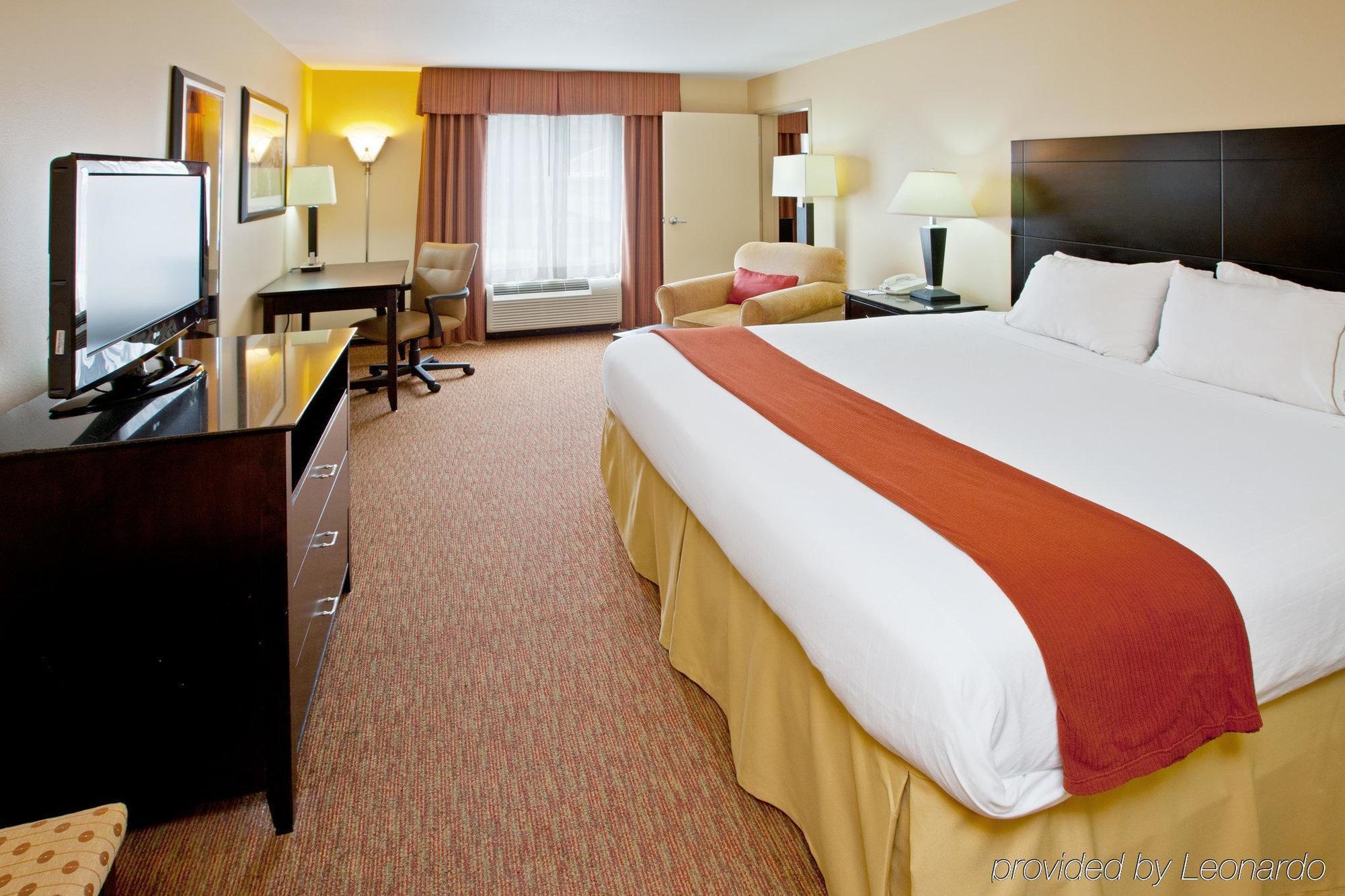 Holiday Inn Express & Suites Schererville, An Ihg Hotel חדר תמונה