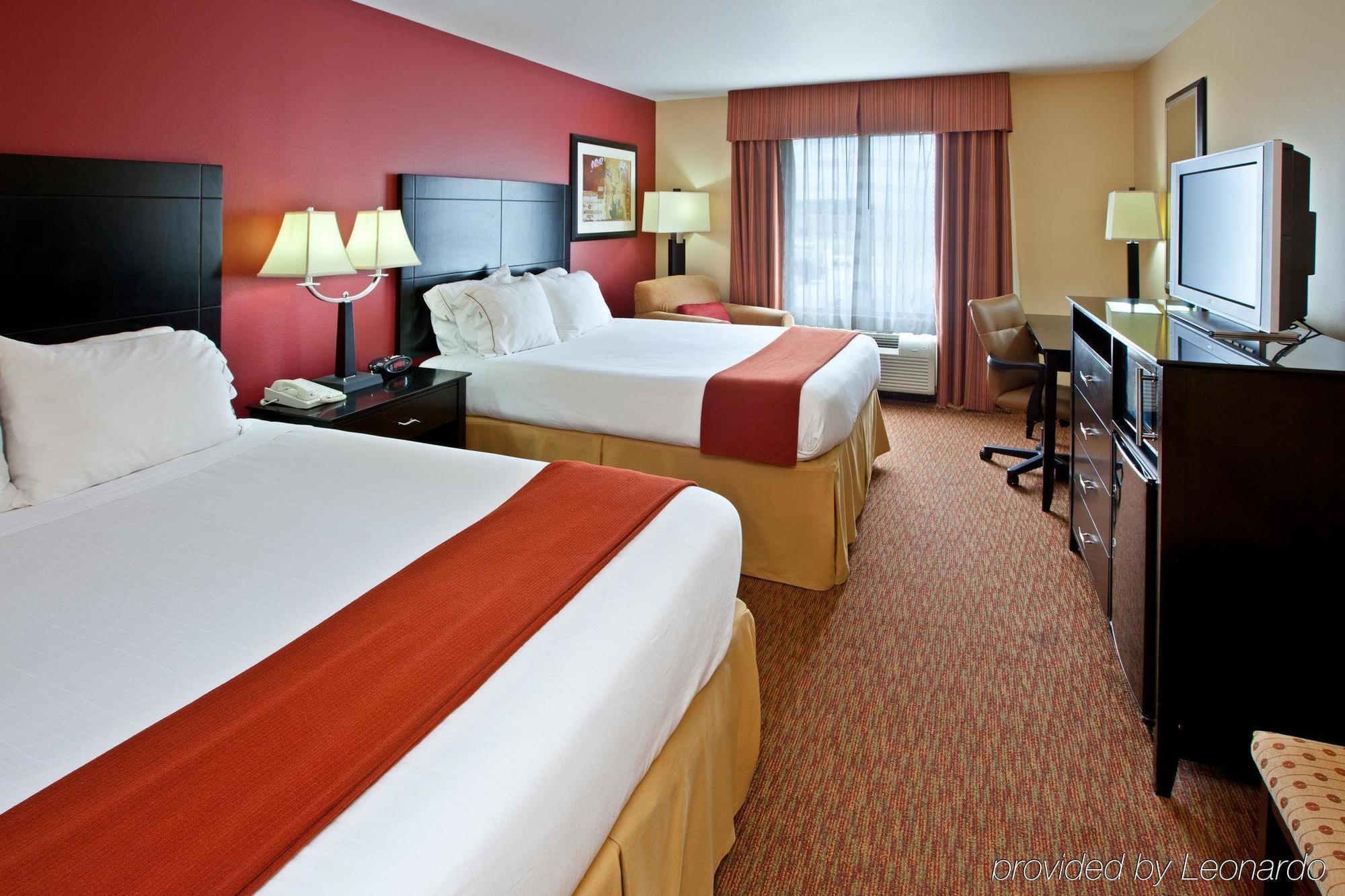 Holiday Inn Express & Suites Schererville, An Ihg Hotel חדר תמונה